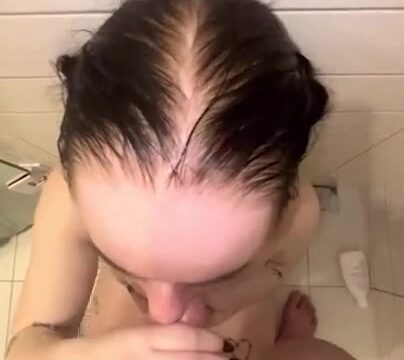 Lara Rose Onlyfans Video BJ In Bathtub